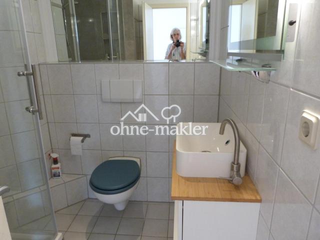 Gäste WC, Dusche, Becken 
