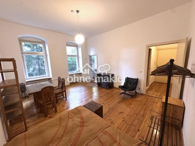 Wohnung links Wohnzimmer 1