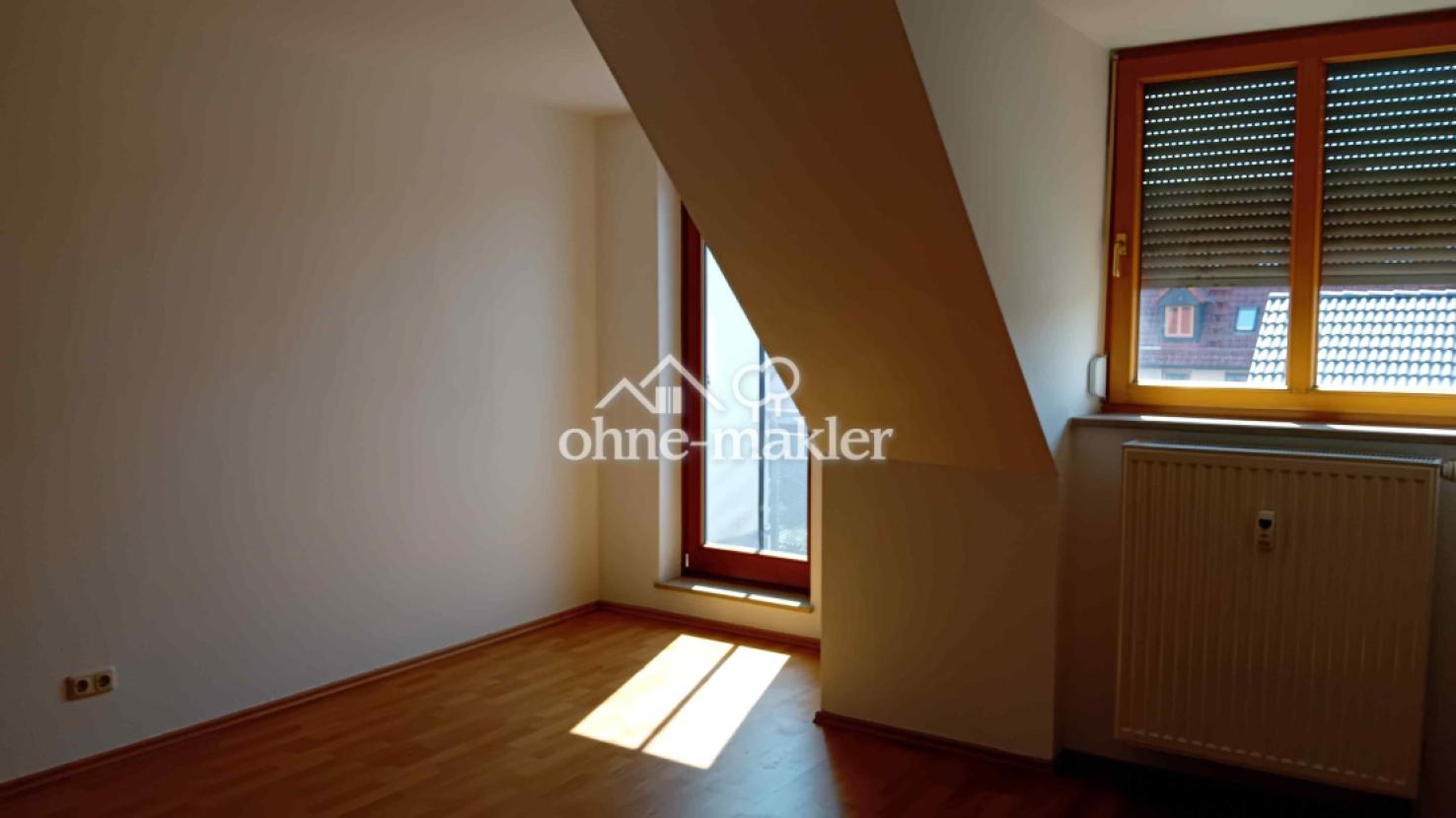 Wohnzimmer links