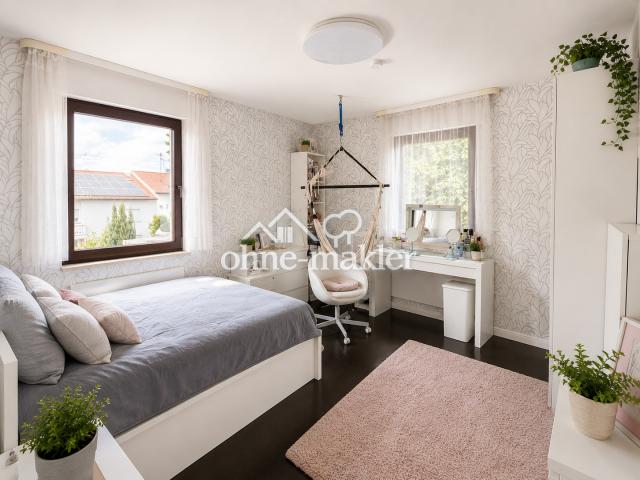Kinderzimmer EG