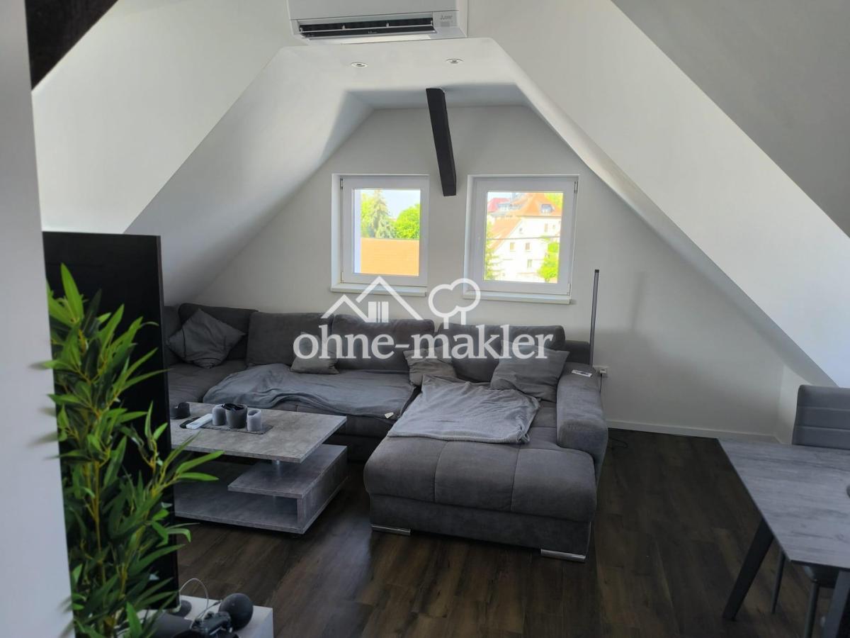 Wohnzimmer mit Klimaanlage