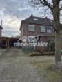 Auffahrt und Carport