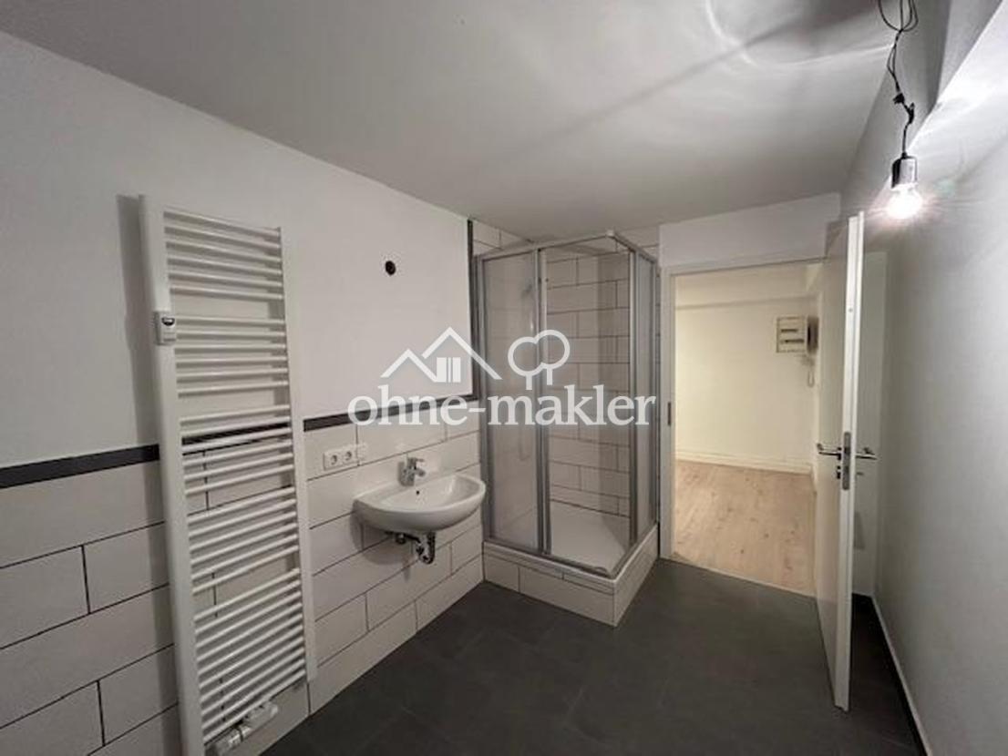 Souterrain Wohnung Bad