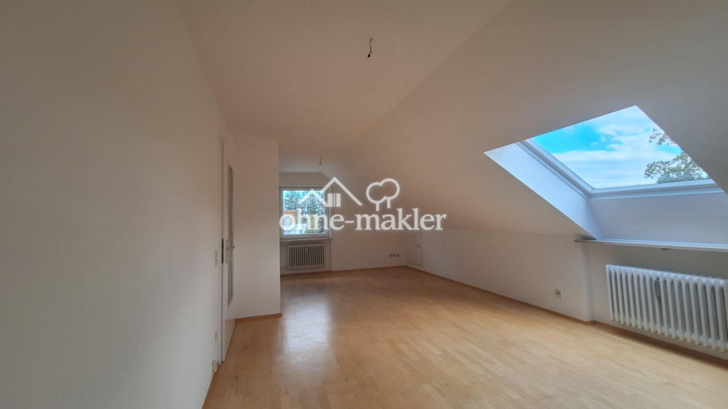 Wohn-Schlafzimmer 1
