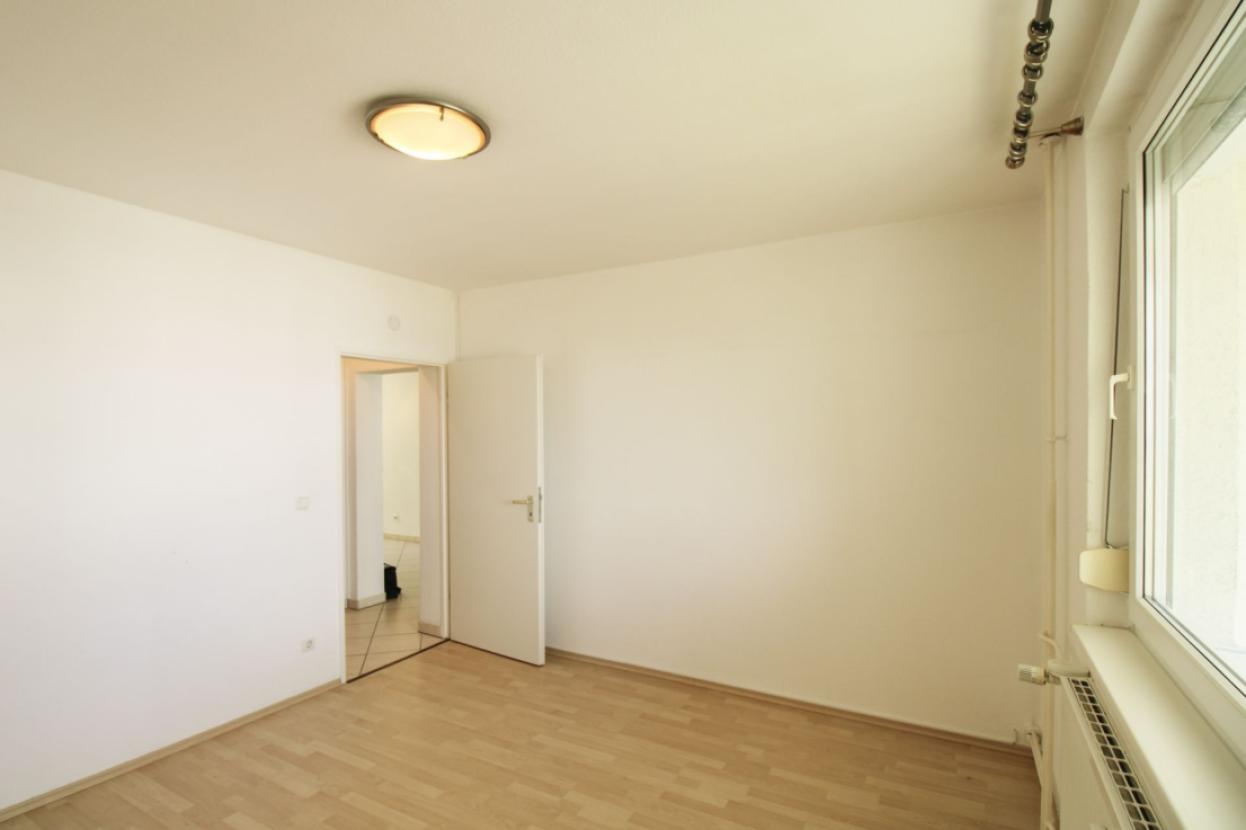 Zimmer 1 (2)