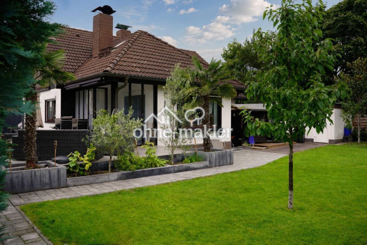 Garten mit Terrasse