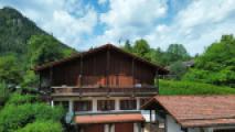 Ansicht mit Balkon