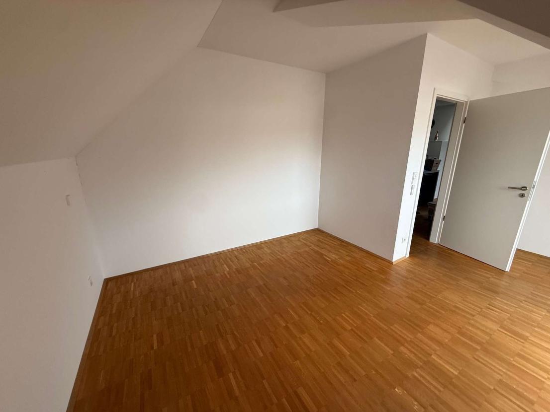 Schalfzimmer 1 Bild.1