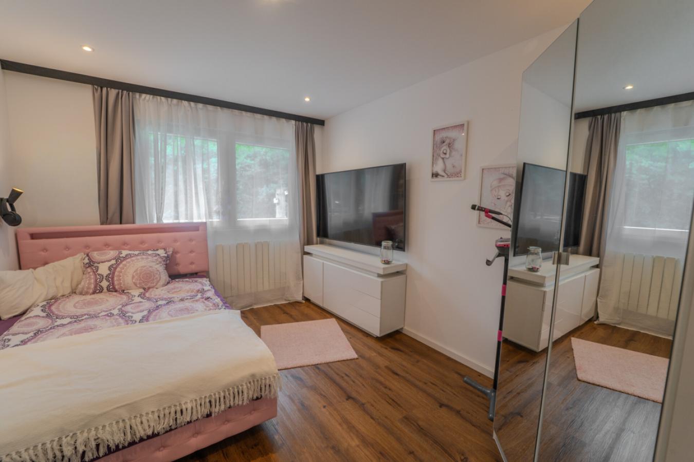 Schlafzimmer 2 1.OG