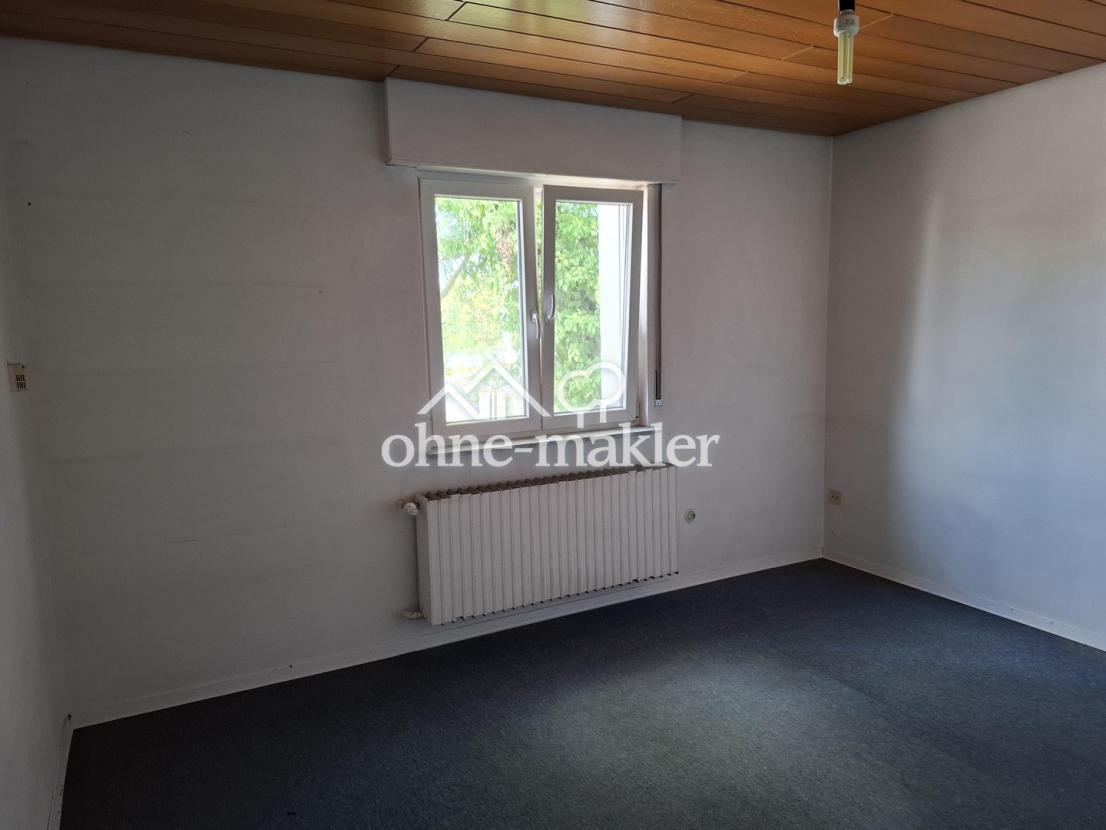 1.OG Zimmer 2 Ansicht 1