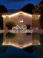 Ansicht Poolhaus nachts