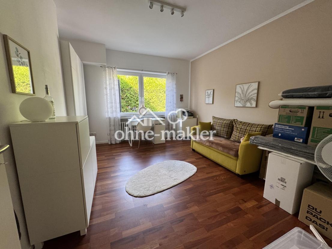 Schlafzimmer 2/Büro EG