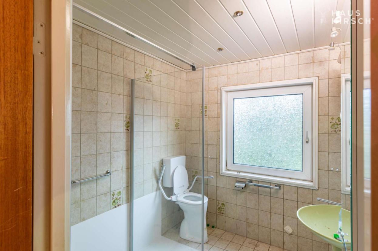 Badezimmer 1. OG