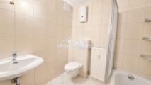 Badezimmer inkl. Duschwanne
