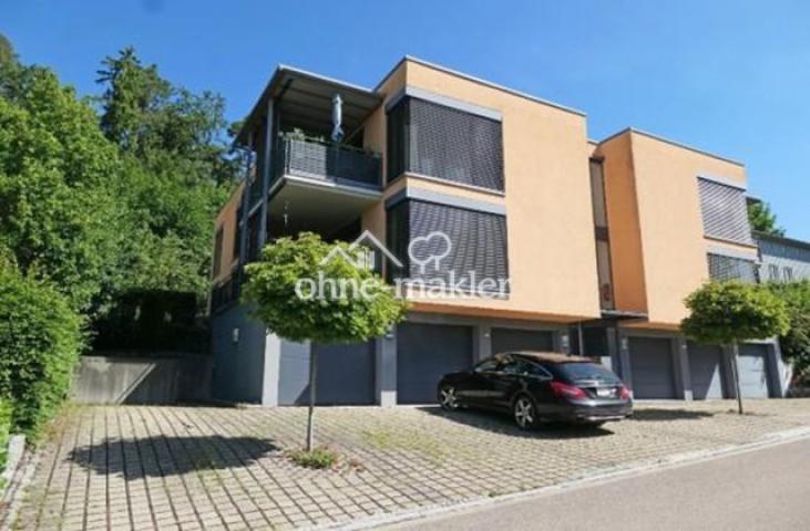 Hausfront Wohnung links unten