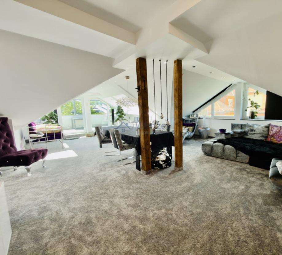 Loft-Wohnbereich mit flexibler Raumaufteilung