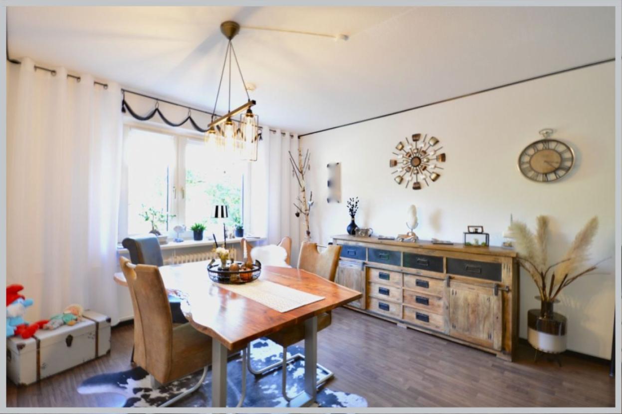 Gemütliches Esszimmer