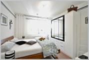 Großes Schlafzimmer zum Garten