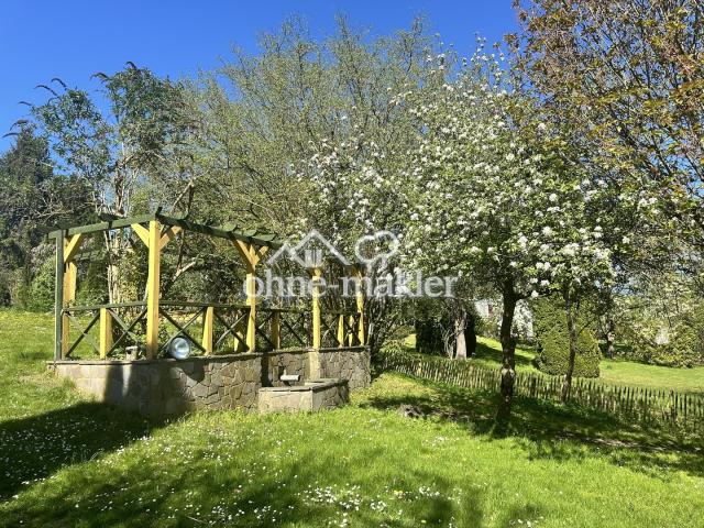 Obstgarten mit Pergola