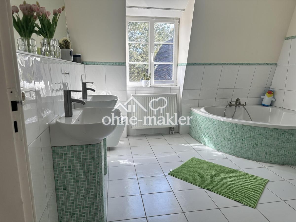 Badezimmer 1. OG