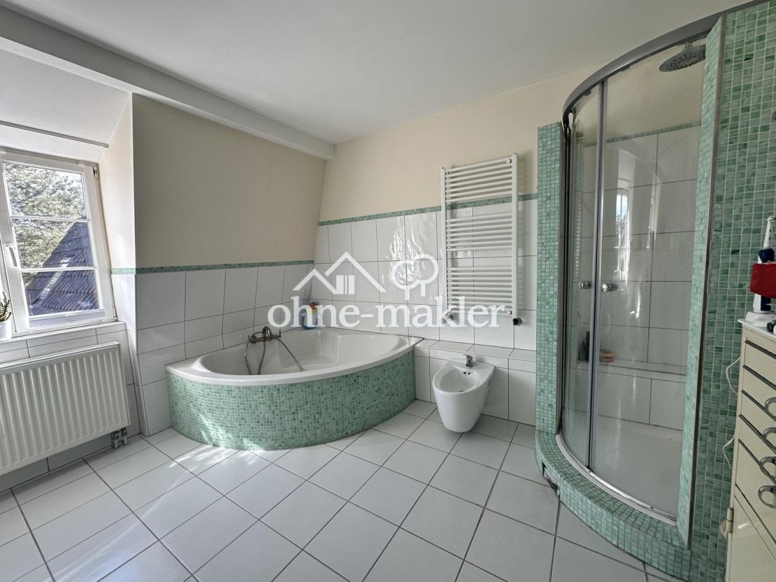 Badezimmer 1. OG