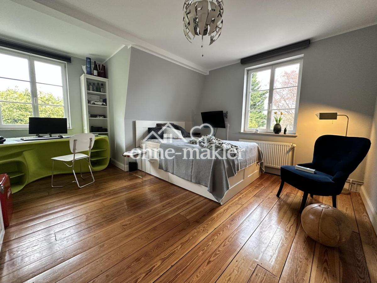Schlafzimmer 2, 1.OG