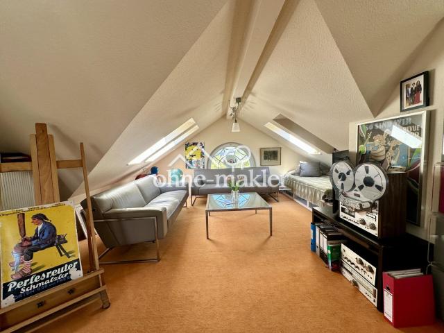Wohn-,Schlaf-,Arbeitszimmer DG