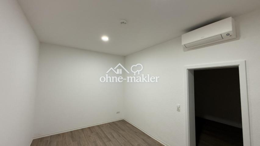 Büro / Schlafen