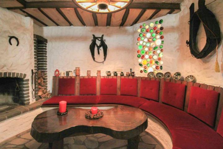 Keller Sitzecke / Bar