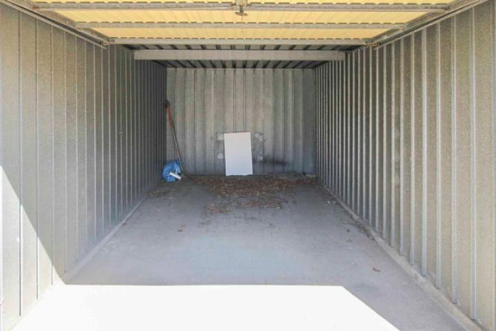 Beispielgarage