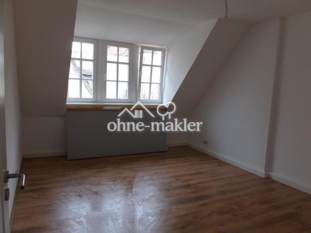 Zimmer 2 mit Dachschräge