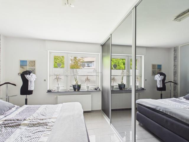 Schlafzimmer- Weyel Immobilien