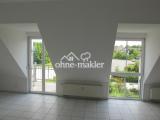 Wohnraum m Balkon links