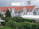 ruhiger Innnehof nach Westen