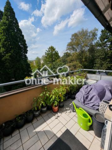 Sonniger Südwestbalkon