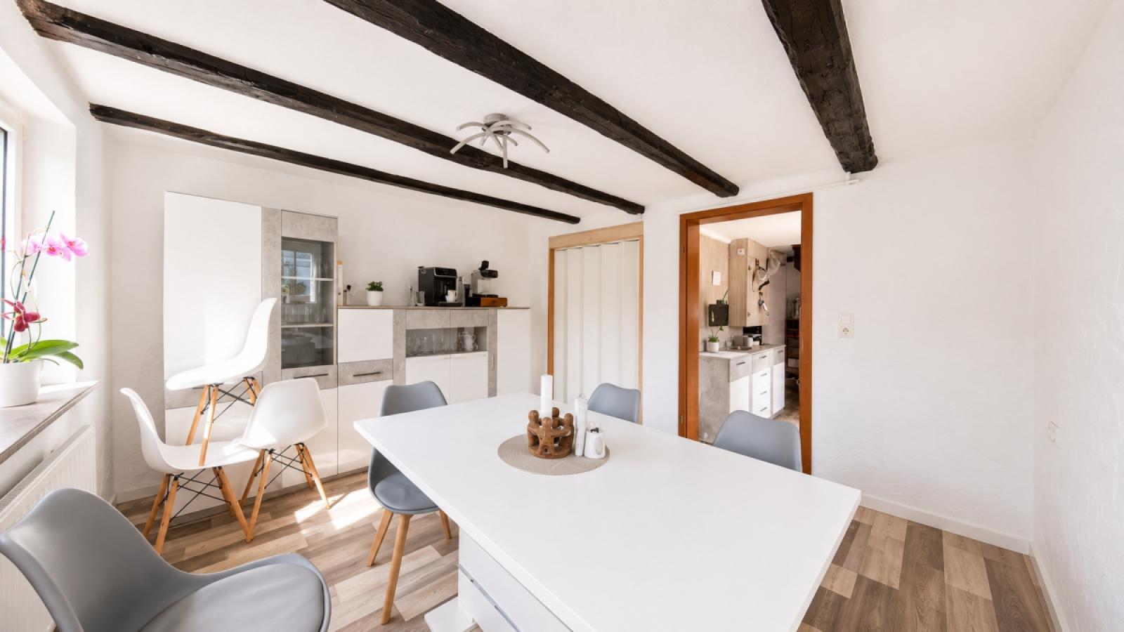 Wohnzimmer oder Esszimmer EG