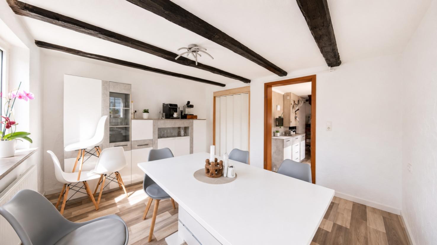 Wohnzimmer oder Esszimmer EG