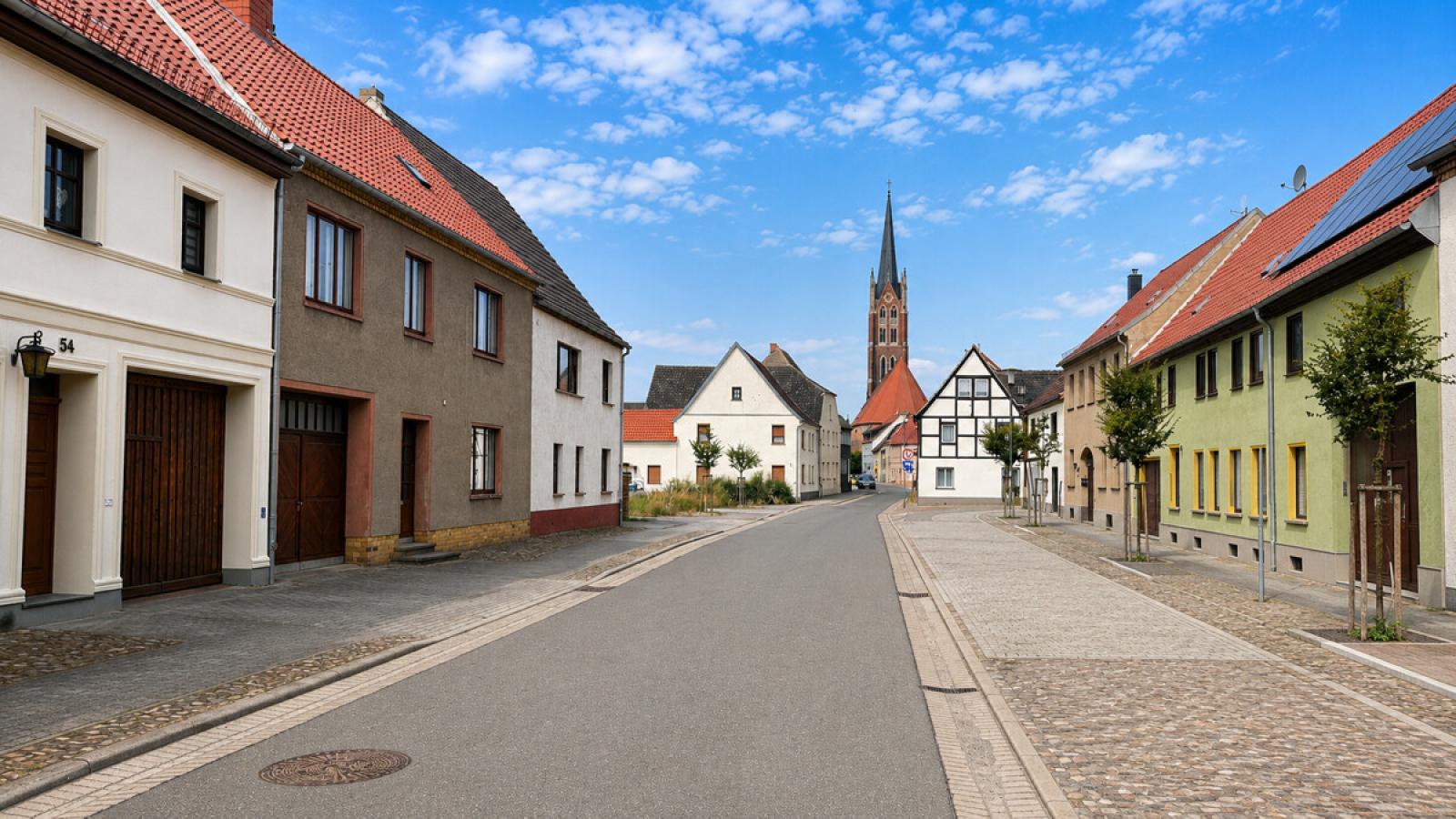 Ansicht mit Kemberger Kirche