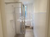 Bad mit ebenerdige Dusche