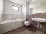 Modernes Badezimmer