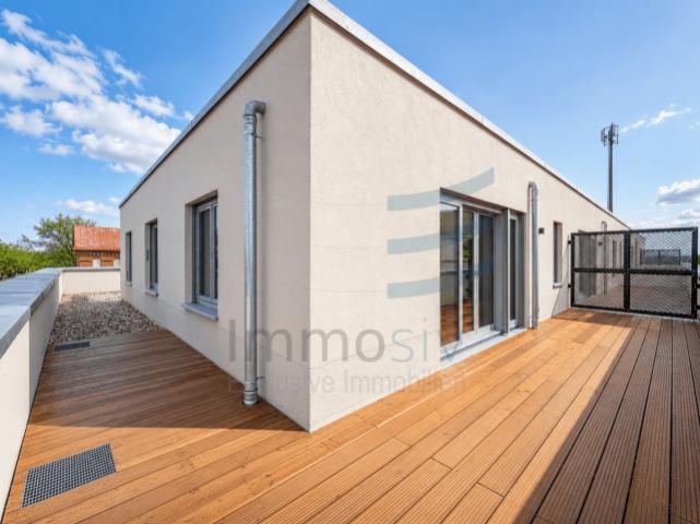 Penthouse-Eckterrasse KI bearbeitet