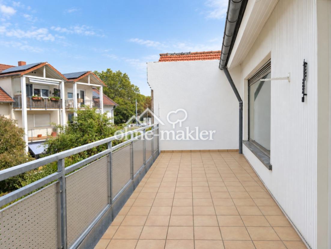 Großer Balkon