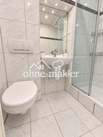 2. Toilette im Bad