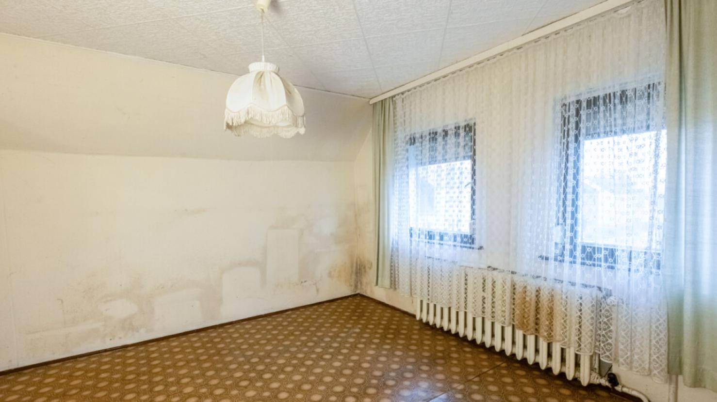 Schlafzimmer DG