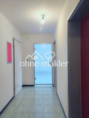 Flur in Richtung Wohnzimmer