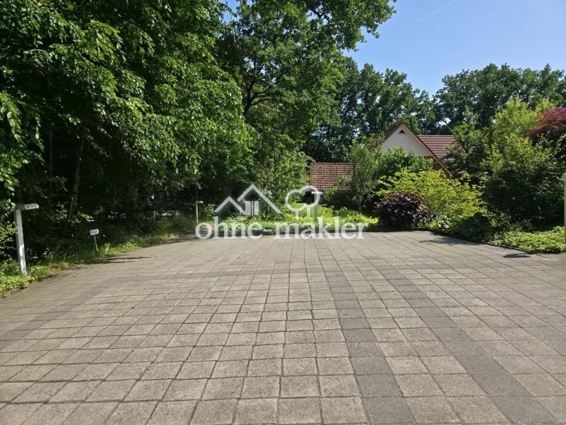 weitere Außenstellplätze