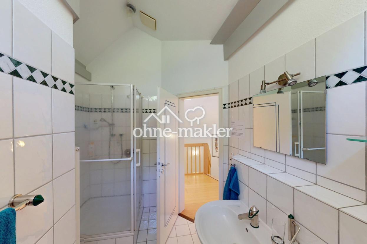 2. Badezimmer OG