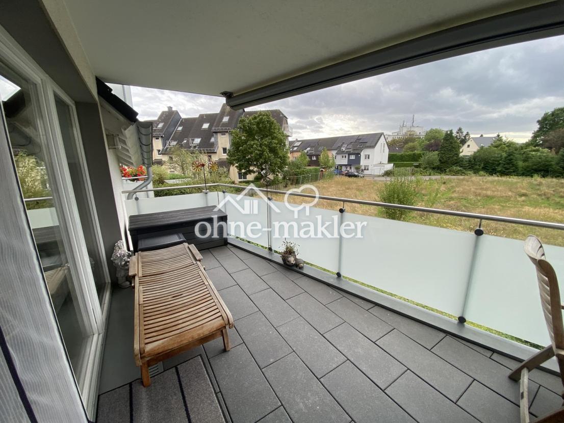 großer Balkon