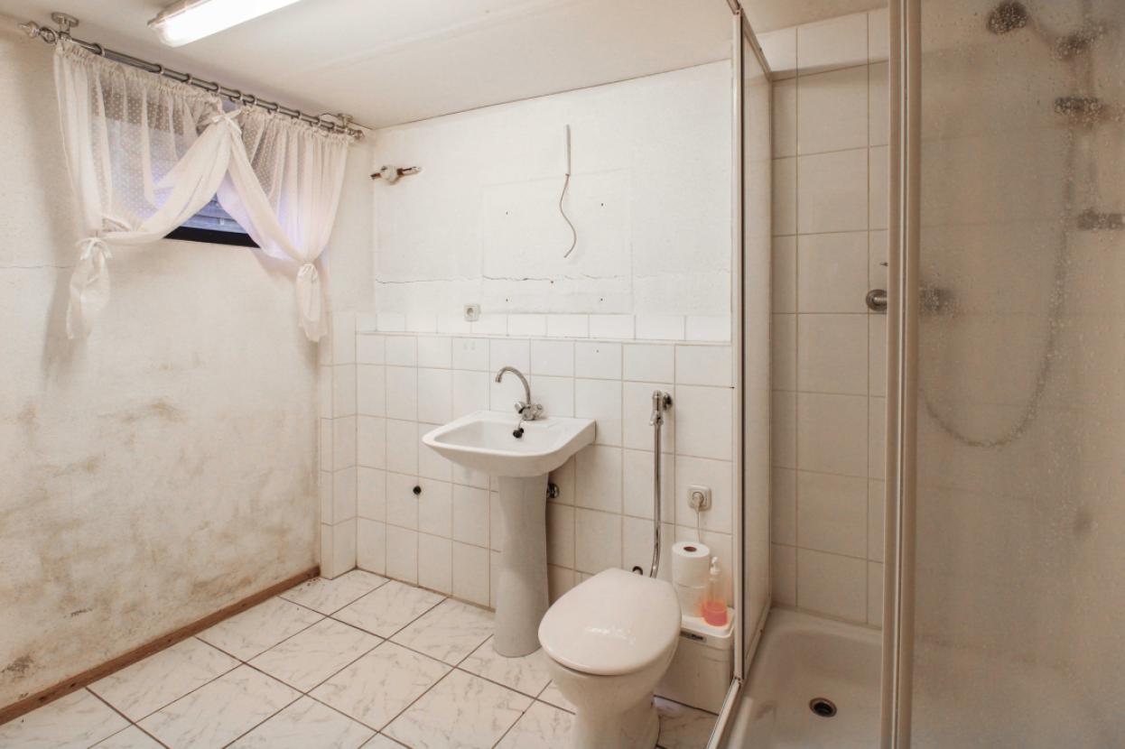 Badezimmer im UG