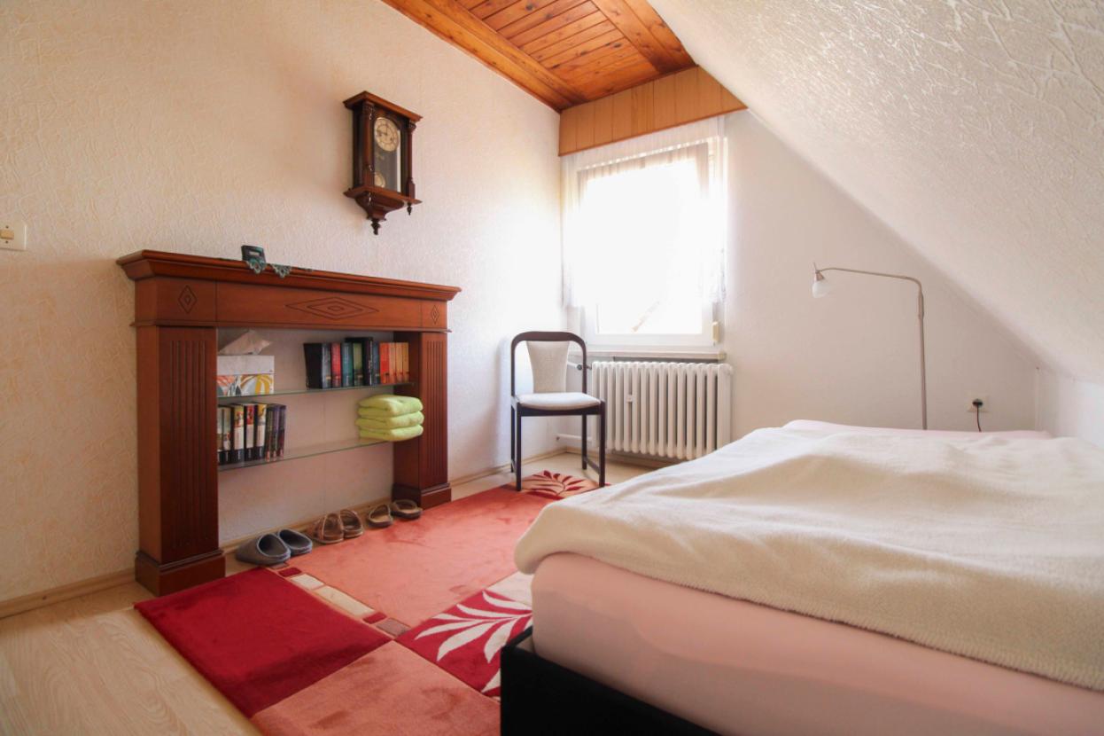 Schlafzimmer III